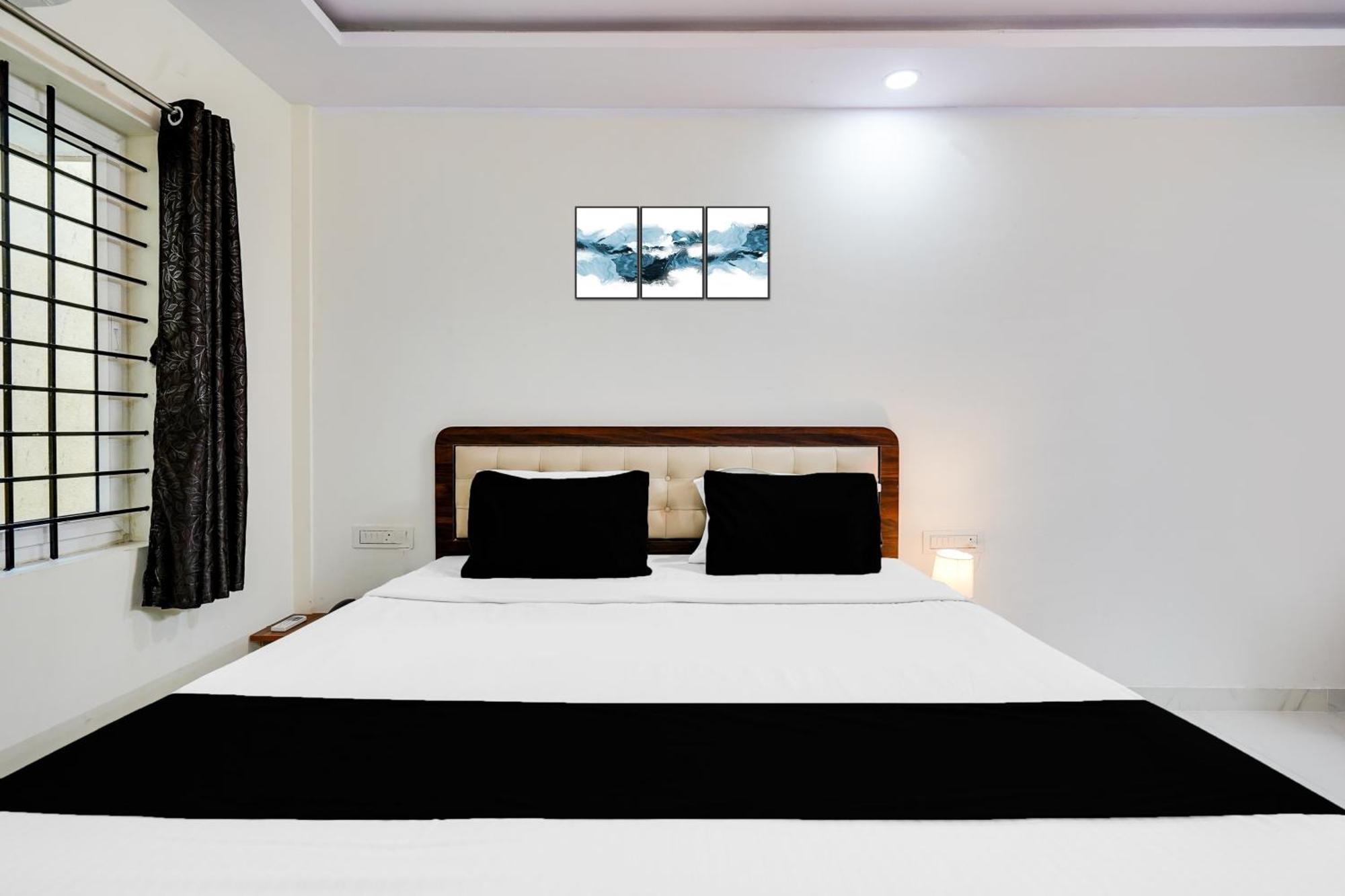 Townhouse Bidadi Formerly Royal Garuda Екстер'єр фото
