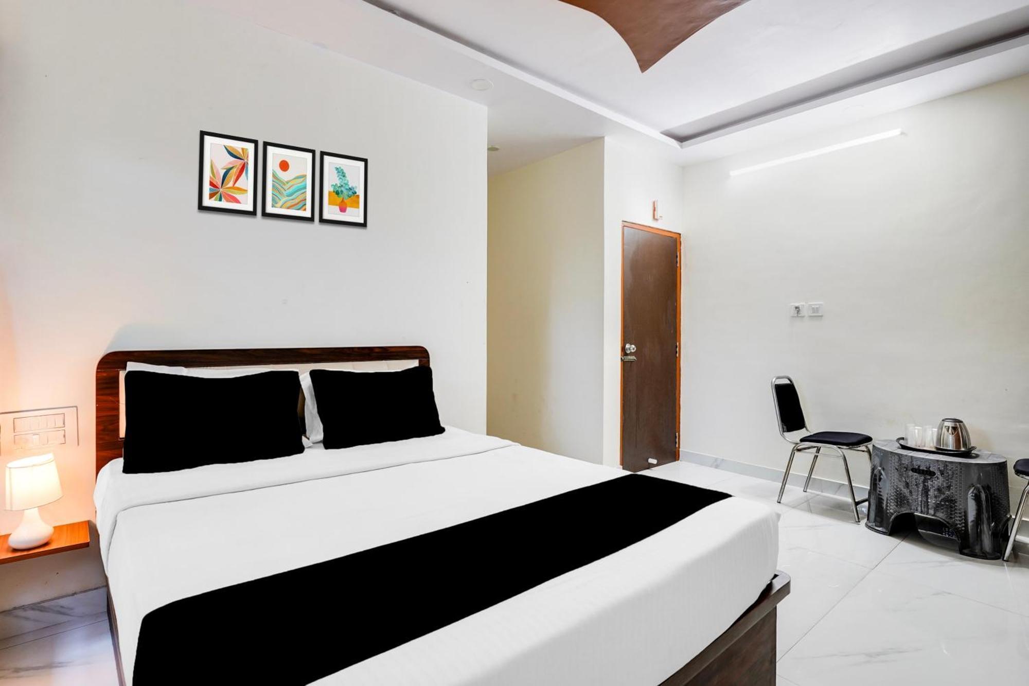 Townhouse Bidadi Formerly Royal Garuda Екстер'єр фото