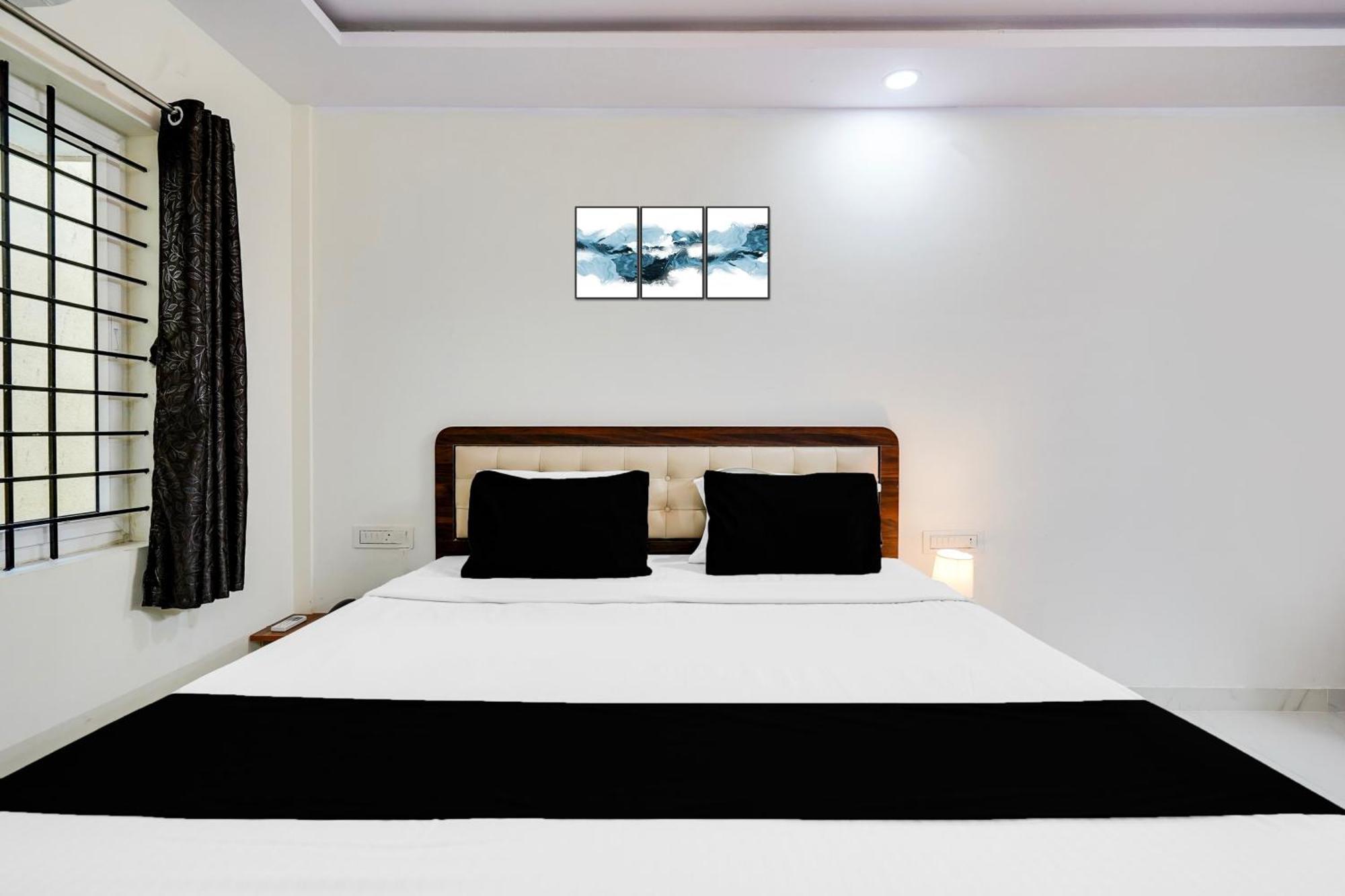 Townhouse Bidadi Formerly Royal Garuda Екстер'єр фото
