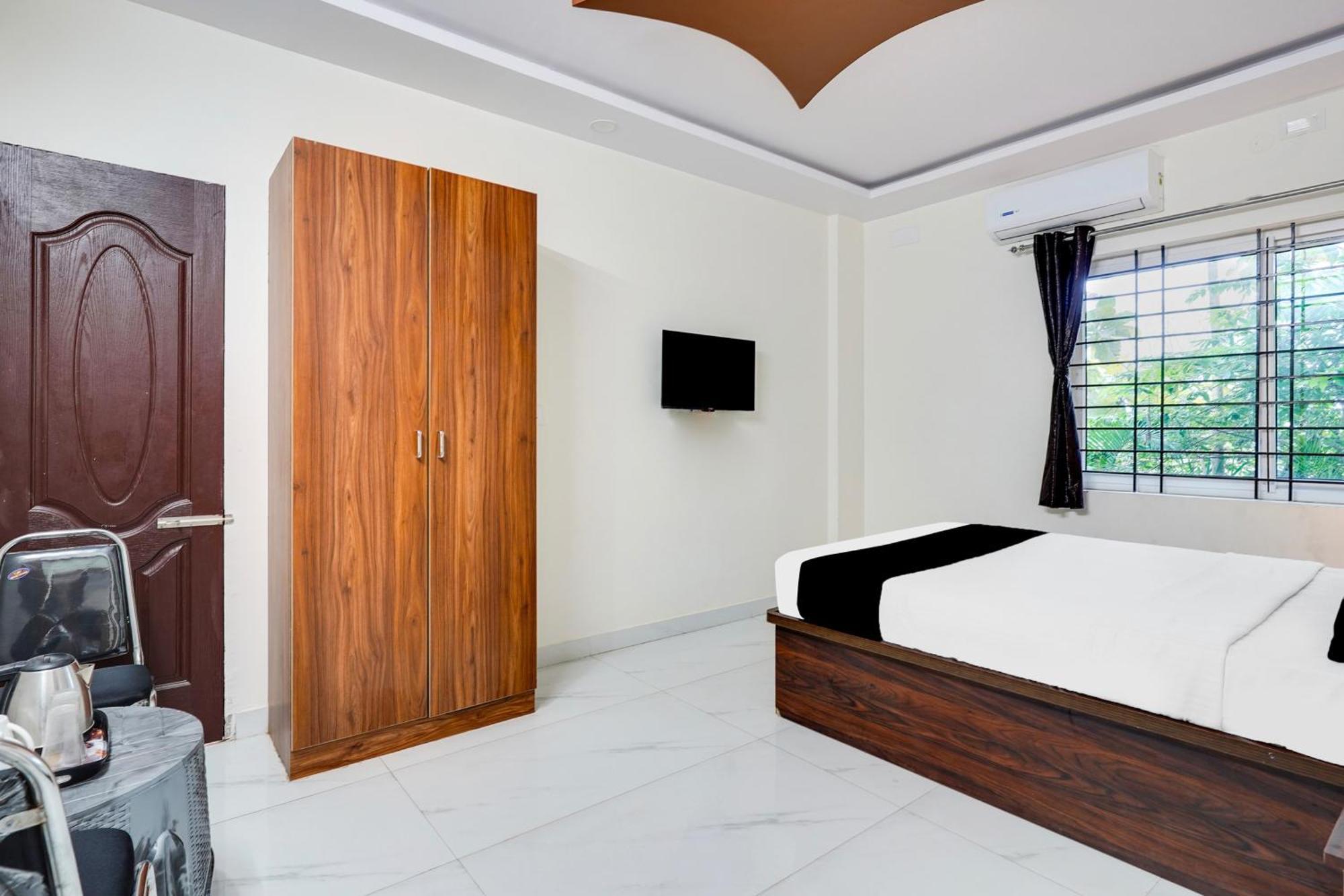 Townhouse Bidadi Formerly Royal Garuda Екстер'єр фото