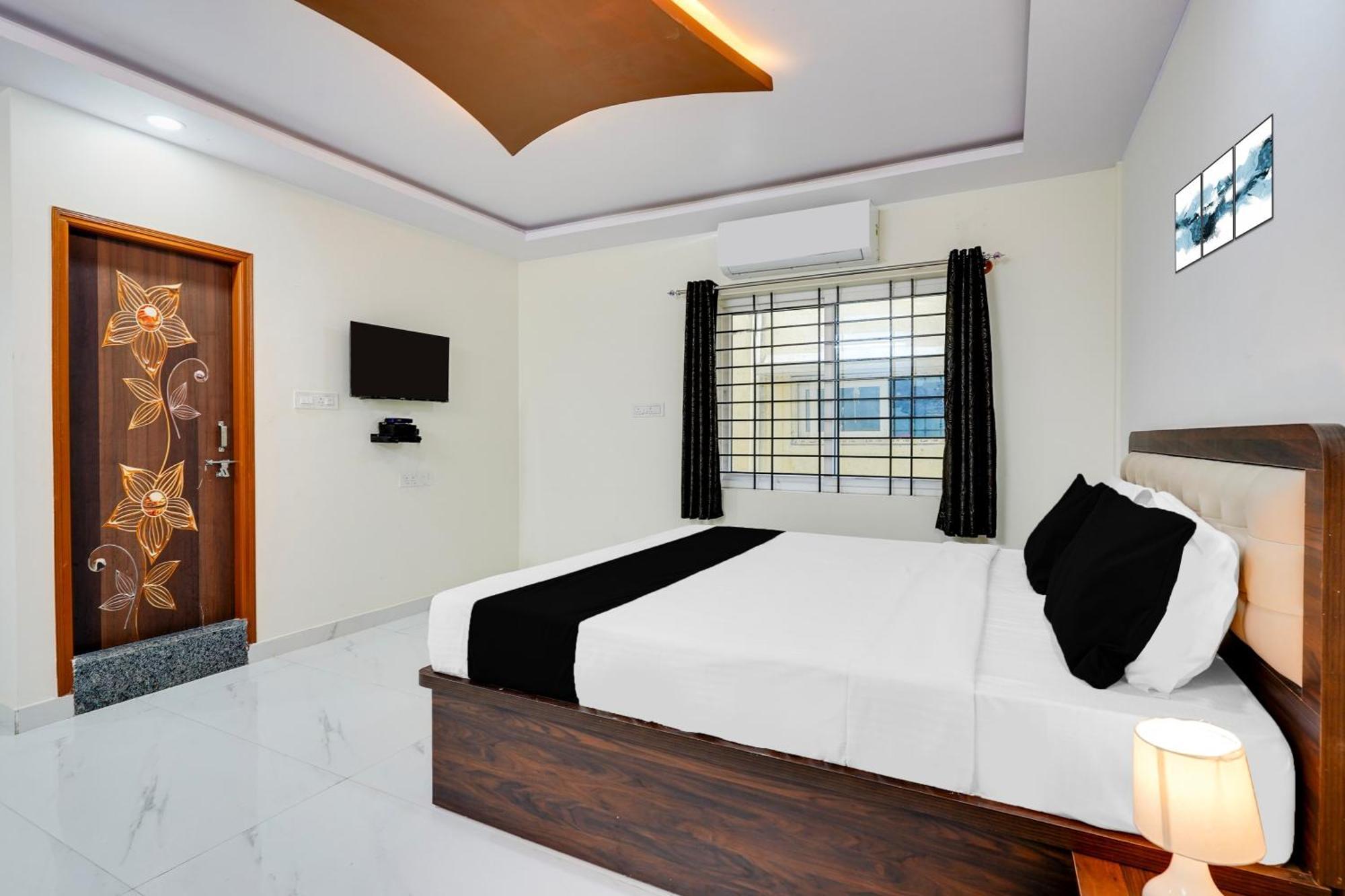 Townhouse Bidadi Formerly Royal Garuda Екстер'єр фото