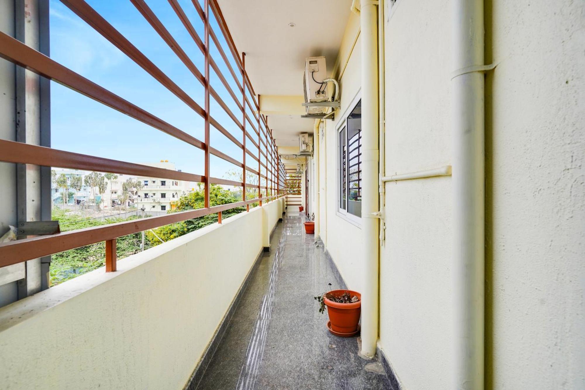 Townhouse Bidadi Formerly Royal Garuda Екстер'єр фото
